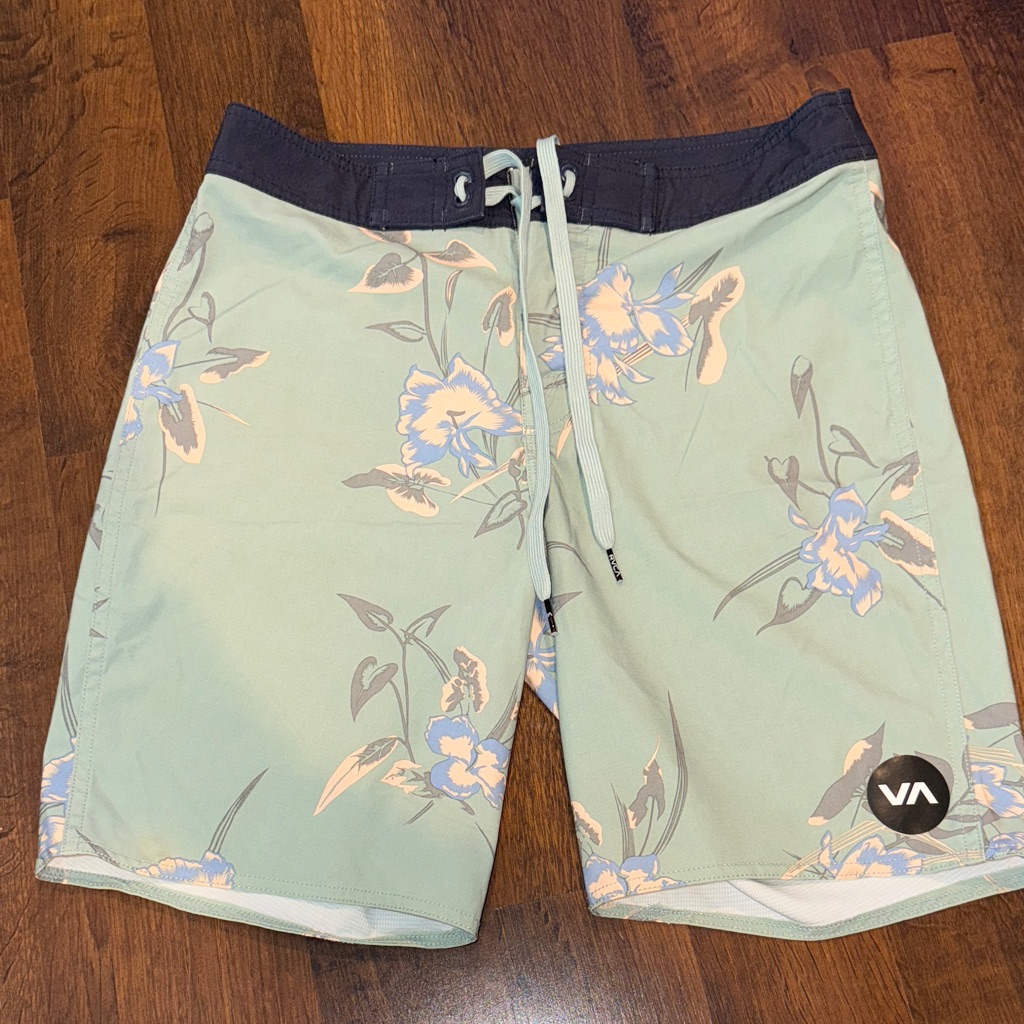 Rvca Men's Floral Board Shorts - Mint And Blue (Size 28)